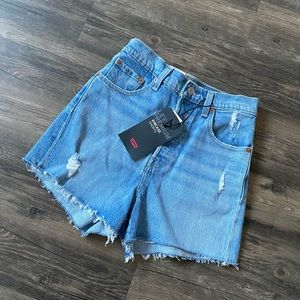 Levi’s Ribcage Shorts NWT